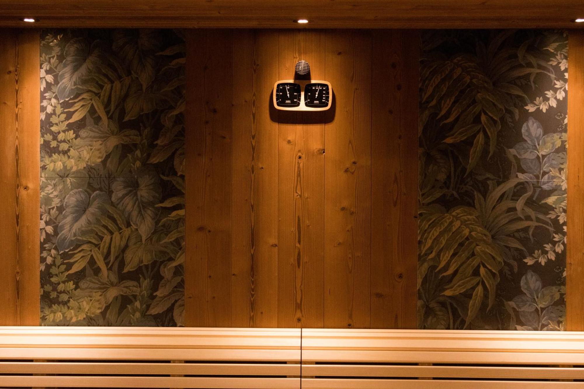 Hubertushof Hotel 3*