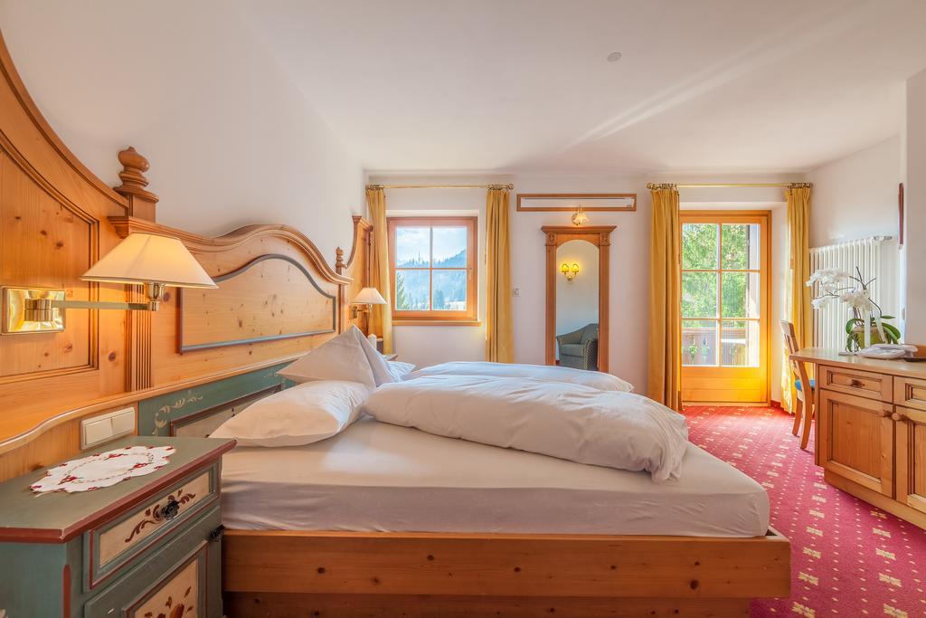 Hubertushof Hotel 3*