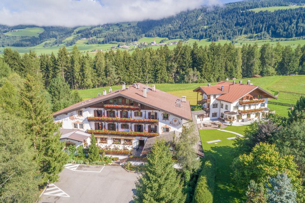 Hubertushof 3*